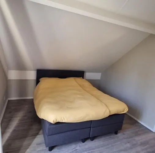 Vakantiewoning Maas En Waal 100 *