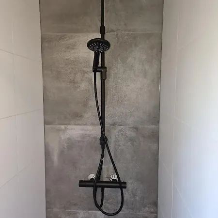 Holiday home Vakantiewoning Maas En Waal 100