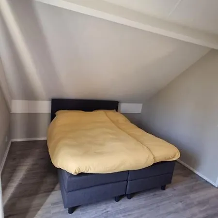 Vakantiewoning Maas En Waal 100 *