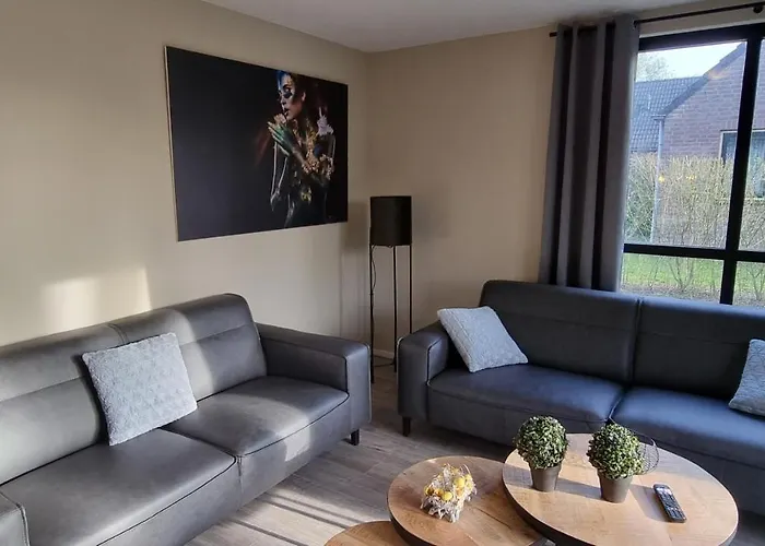 Vakantiewoning Maas En Waal 100